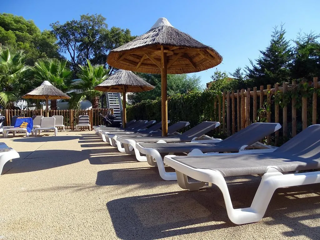 Camping De La Treille Cavalaire-sur-Mer 4*,
